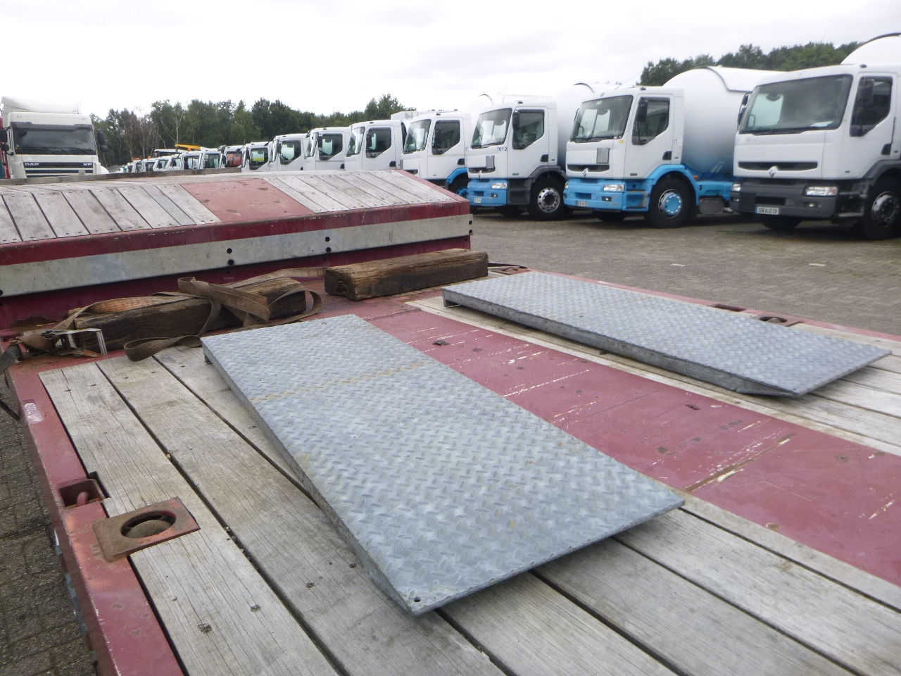 Low loader semi-trailer Nooteboom 3-axle semi-lowbed trailer extendable 14.5 m + ramps: picture 10