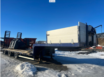 Low loader semi-trailer NOR SLEP