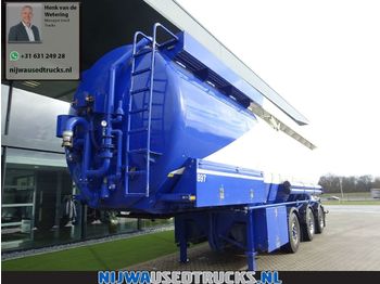 Tank semi-trailer for transportation of silos OVA 39 OB 3A Mengvoeder: picture 1