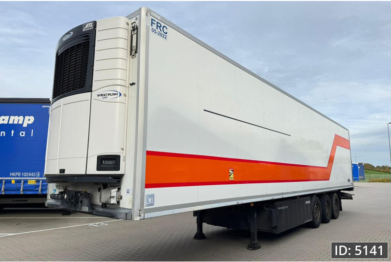 Refrigerator semi-trailer Kögel S24 / Disk brakes / Palletbox / Vector 1350