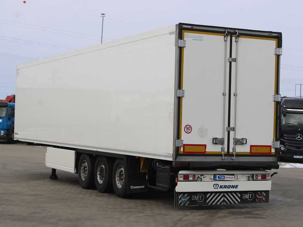Refrigerator semi-trailer Krone SD, CARRIER VECTOR 1950 MT, DOUBLE CHAMBER