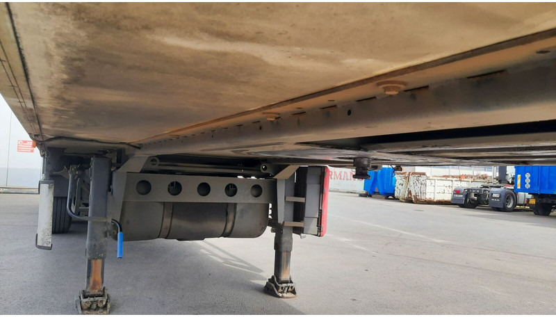 Refrigerator semi-trailer frappa