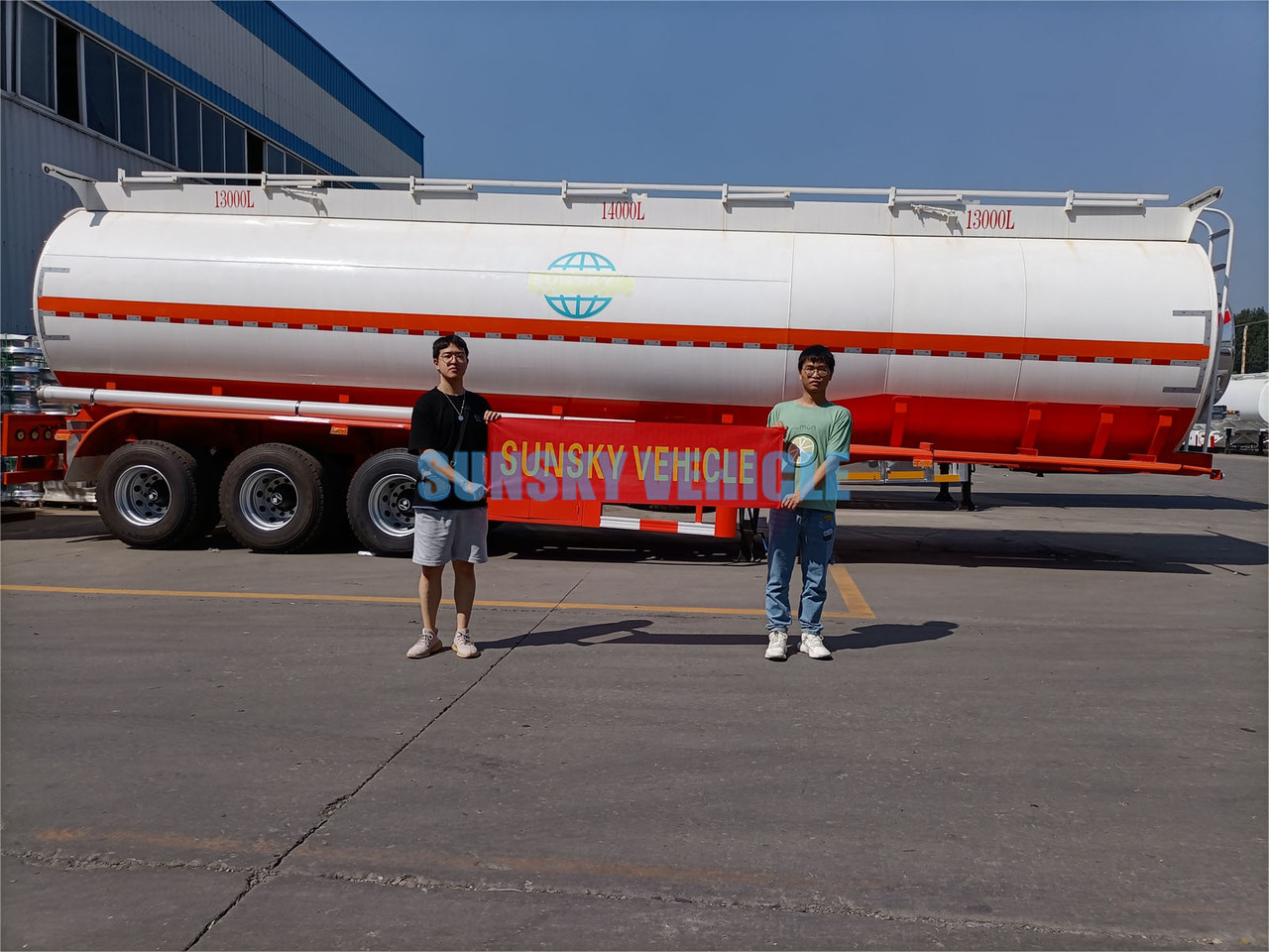 New Tank semi-trailer for transportation of fuel SUNSKY Fuel Tanker for sale: picture 6