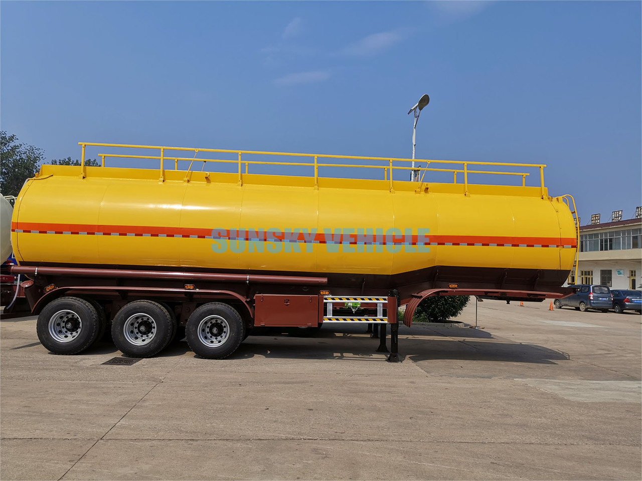 New Tank semi-trailer for transportation of fuel SUNSKY Fuel Tanker for sale: picture 8