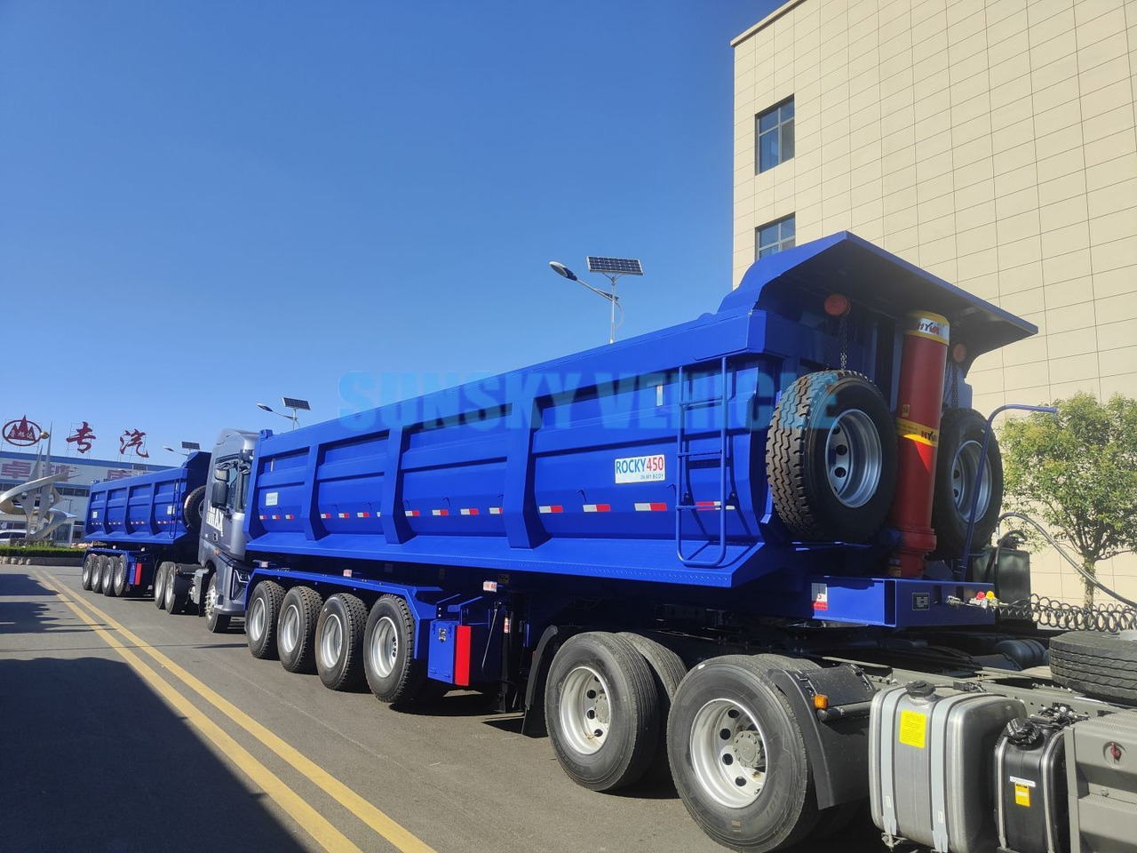 New Tipper semi-trailer for transportation of bulk materials SUNSKY Tipper  Trailer: picture 4