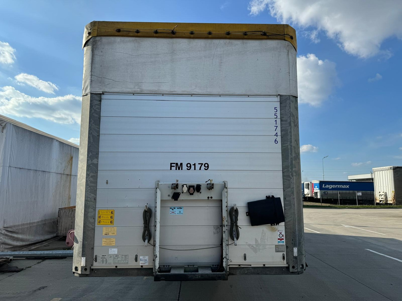 New Curtainsider semi-trailer Schmitz Cargobull SCB*S3B: picture 2