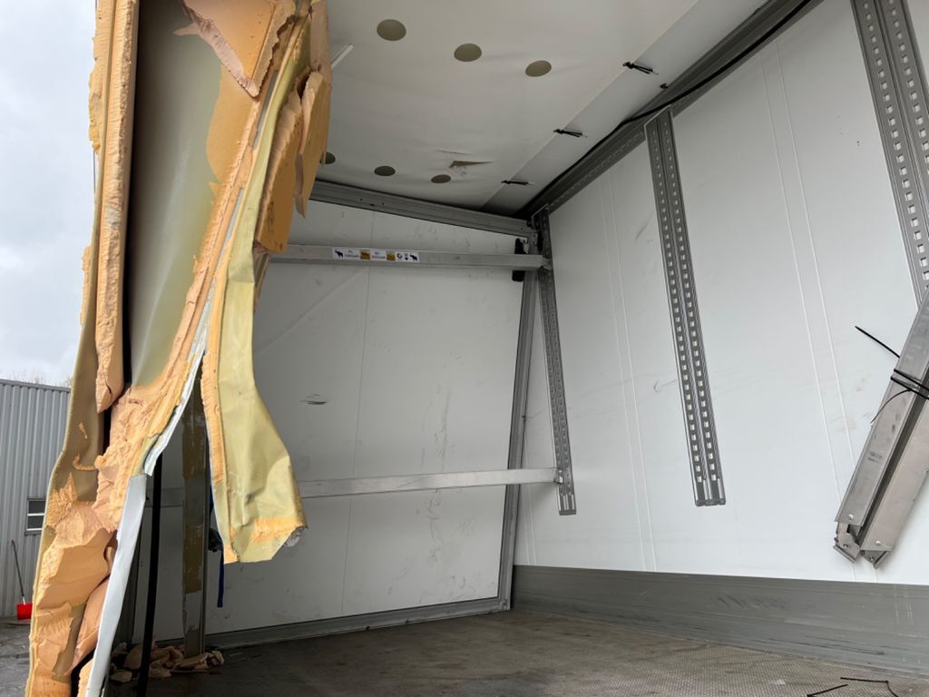 Refrigerator semi-trailer Schmitz Cargobull SKO 24 L  Tiefkuhl / Trennwand / EXECUTIVE: picture 16