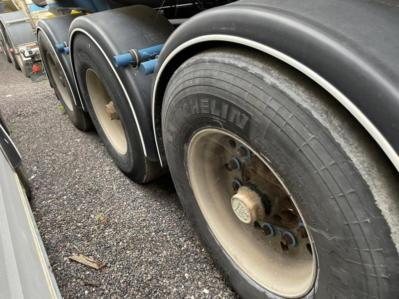 Tank semi-trailer Bsl