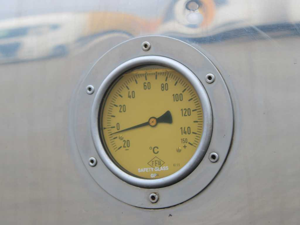 Tank semi-trailer Feldbinder TSA, LIFT AXLE, 32 m³