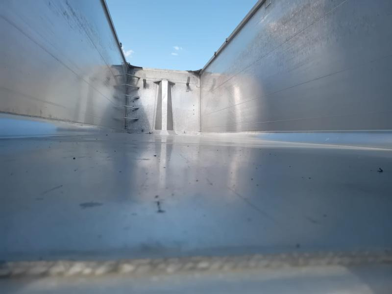 Tipper semi-trailer Benalu