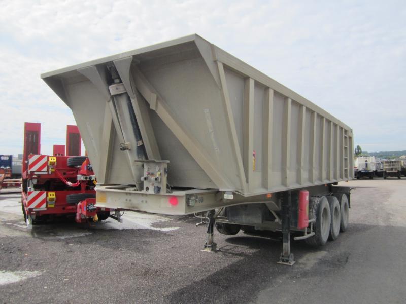 Tipper semi-trailer Benalu
