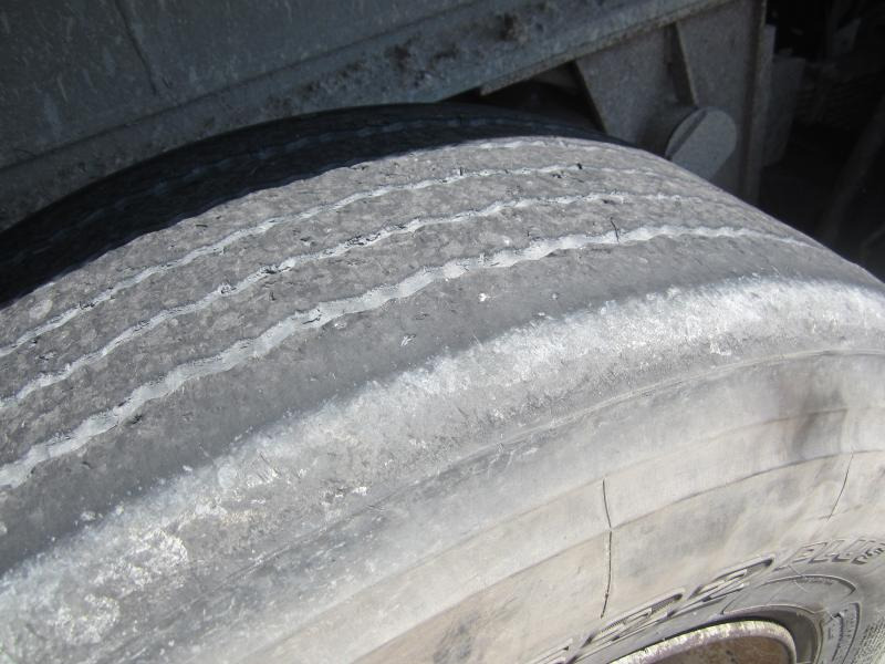 Tipper semi-trailer Benalu