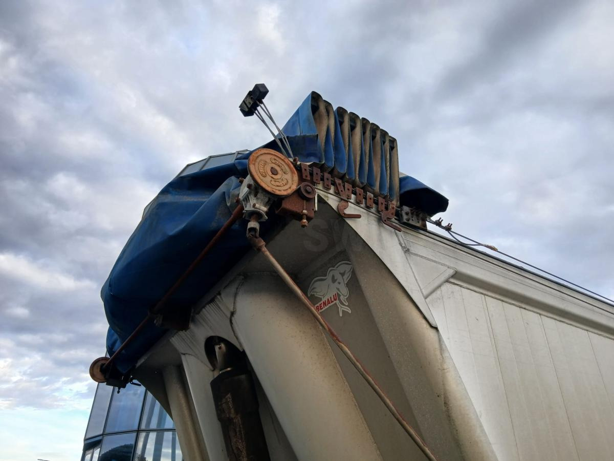 Tipper semi-trailer Fruehauf