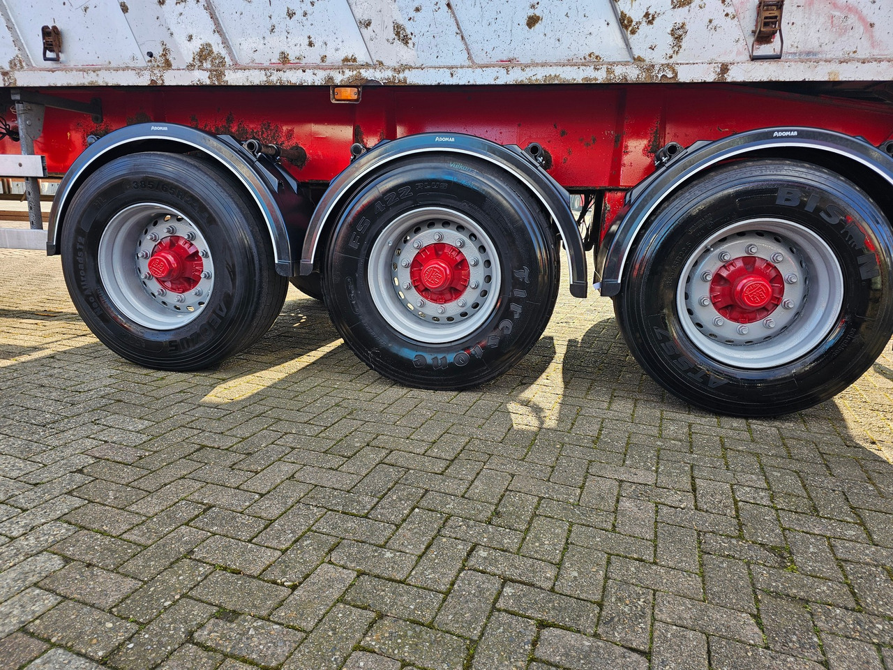 Tipper semi-trailer HK Trailer S42B Scraptipper 68 M3