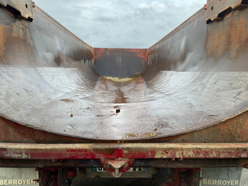 Tipper semi-trailer Kaiser