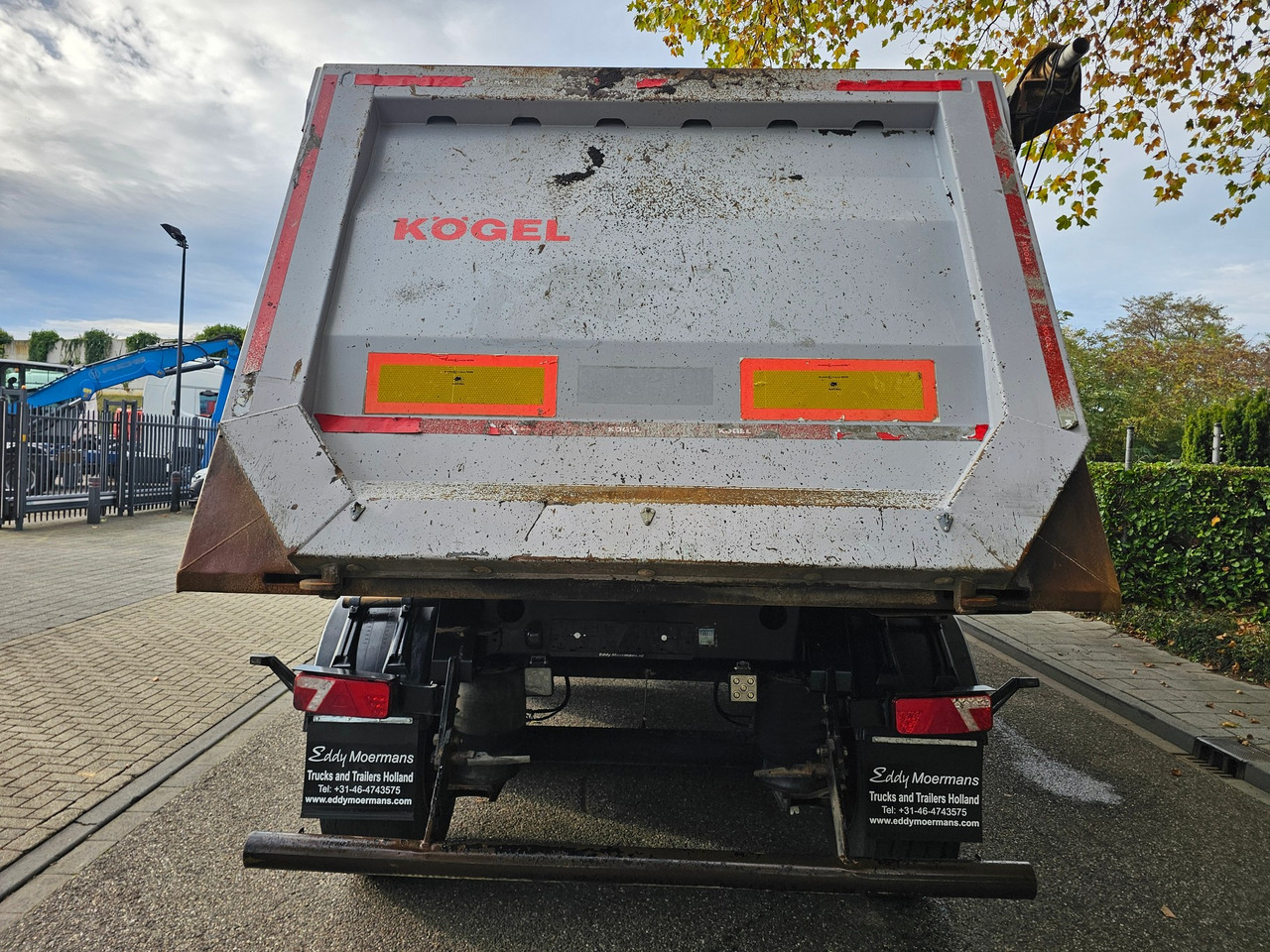 Tipper semi-trailer Kögel SKM24