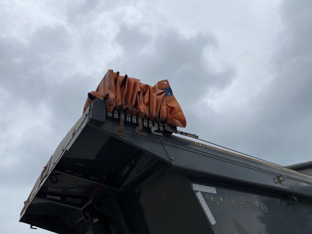 Tipper semi-trailer Meiller KISA 3 / Stahl-Halbschalenmulde