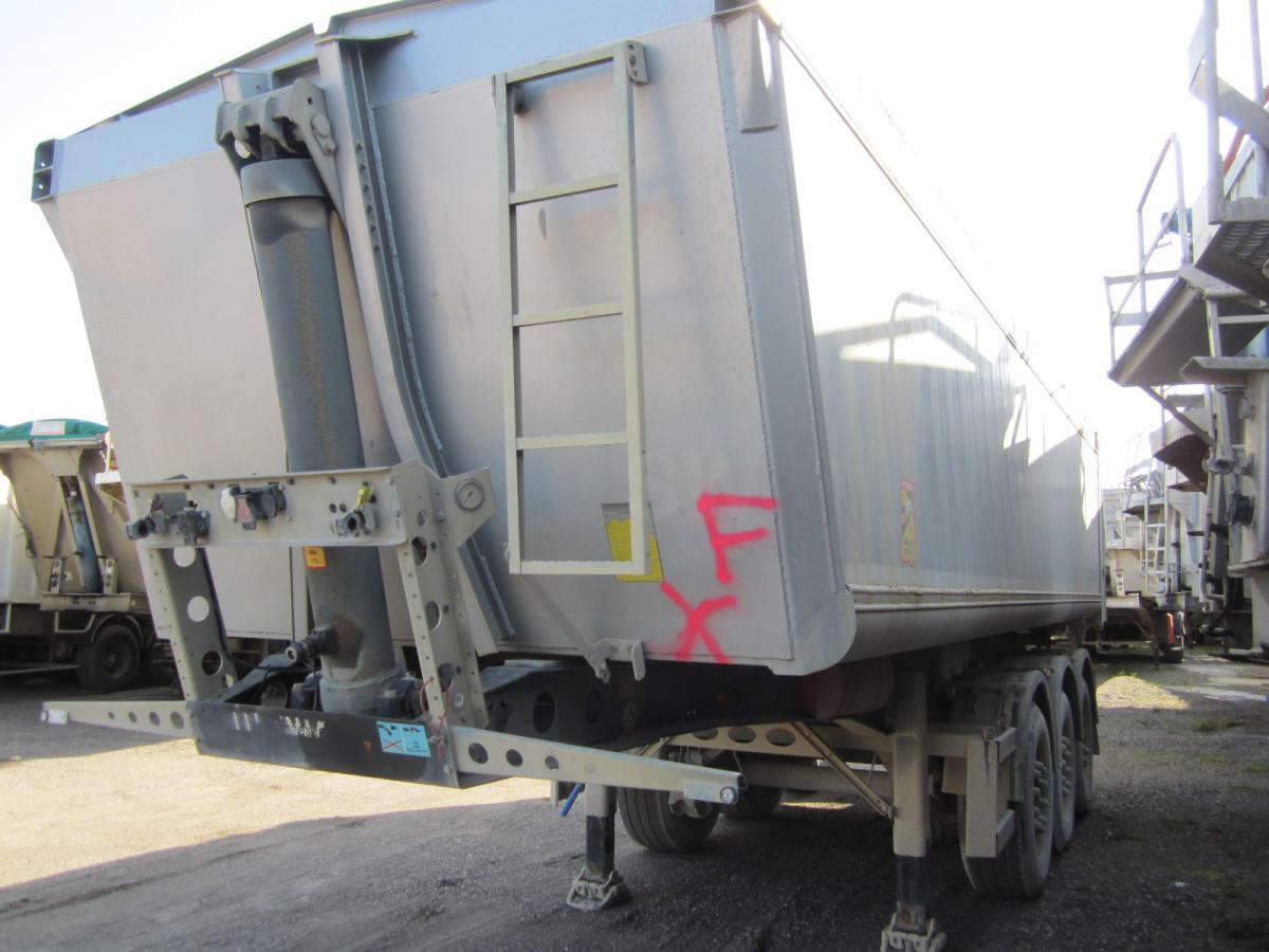 Tipper semi-trailer Schmitz Cargobull