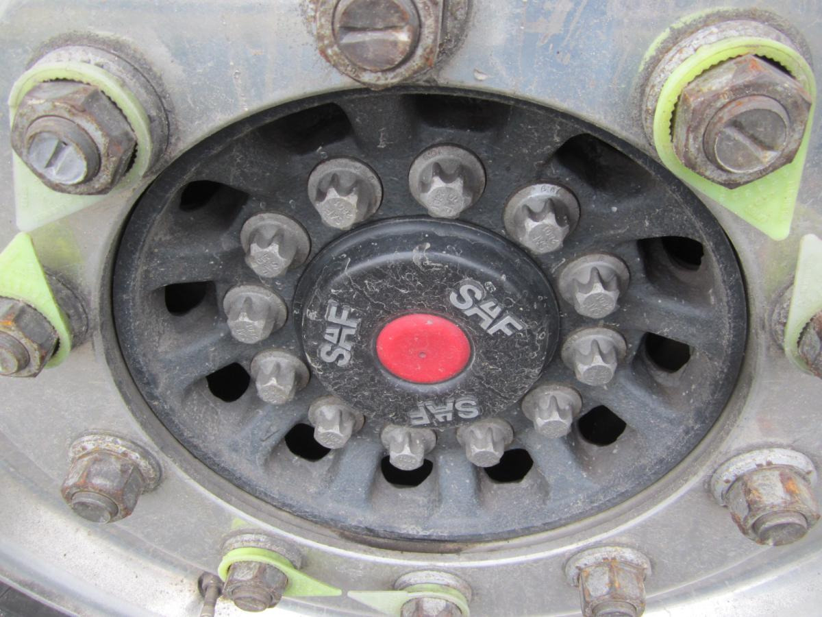 Tipper semi-trailer Stas