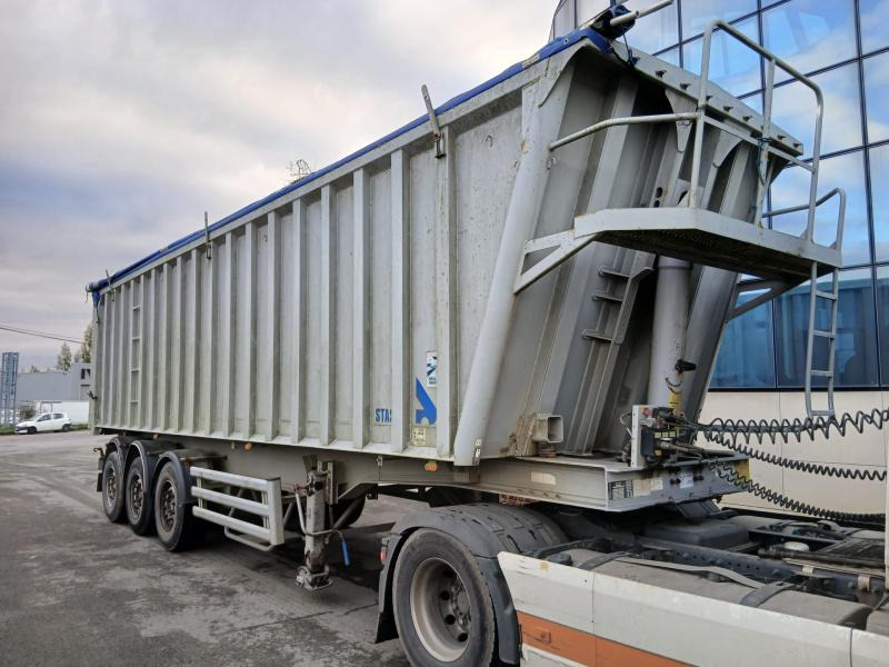 Tipper semi-trailer Stas