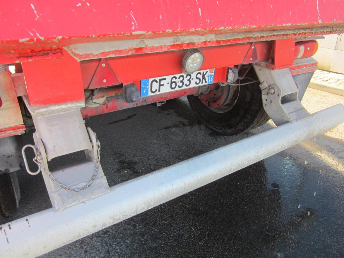 Tipper semi-trailer Stas