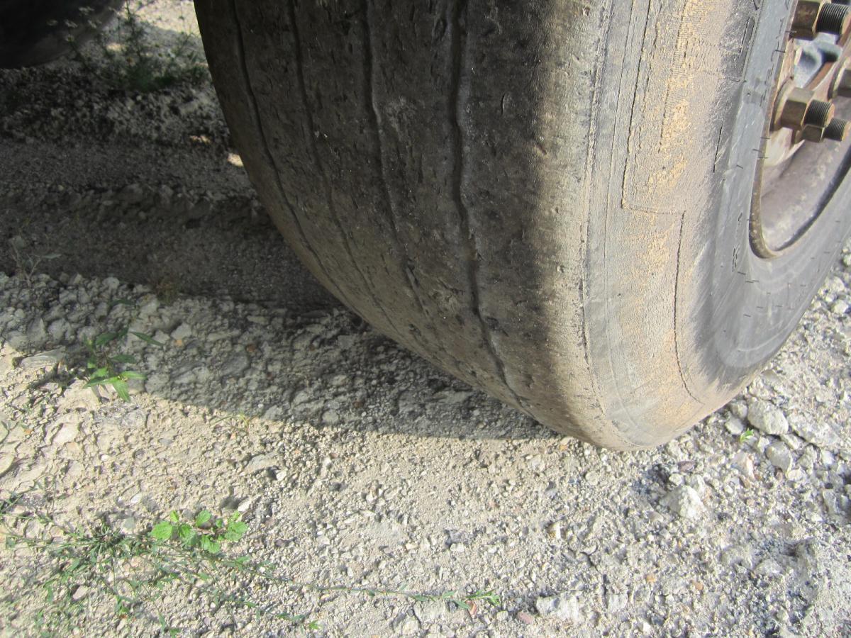 Tipper semi-trailer Stas