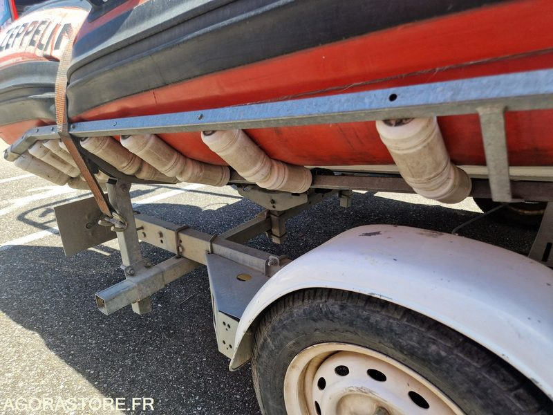 Semi-trailer ZEPPELIN Command 15 sur remorque RSA - 643BLJ69 - 2009