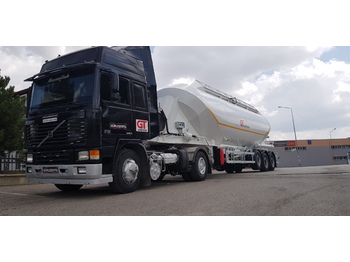 New Tank semi-trailer for transportation of cement gt semi trailers silo trailers: picture 1