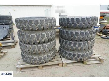 Tire for Excavator : picture 1