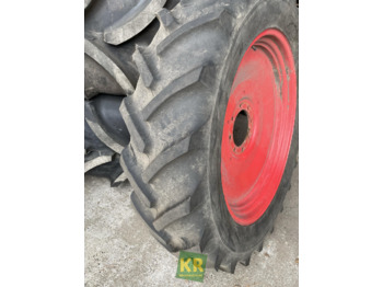 Wheel and tire package for Agricultural machinery 13.6R38 128A8 op Fendt velg Goodyear: picture 3