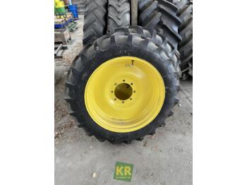 New Wheel and tire package for Agricultural machinery 270/95R32 set op velg NIEUW Alliance: picture 1