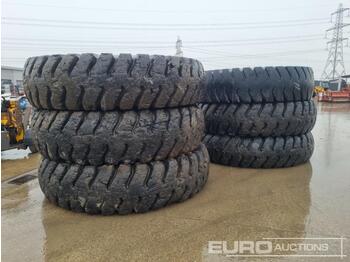 Tire 27.00-49 Tyre & Rim (6 of): picture 1