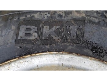Wheels and tires for Construction machinery BKT 405/70-20 (16/70-20) - Tyre/Reifen/Band: picture 3