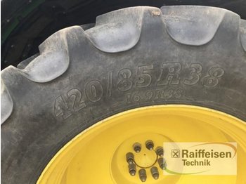 Wheel and tire package for Agricultural machinery BKT Satz Pflegebereifung 420/85R38: picture 1