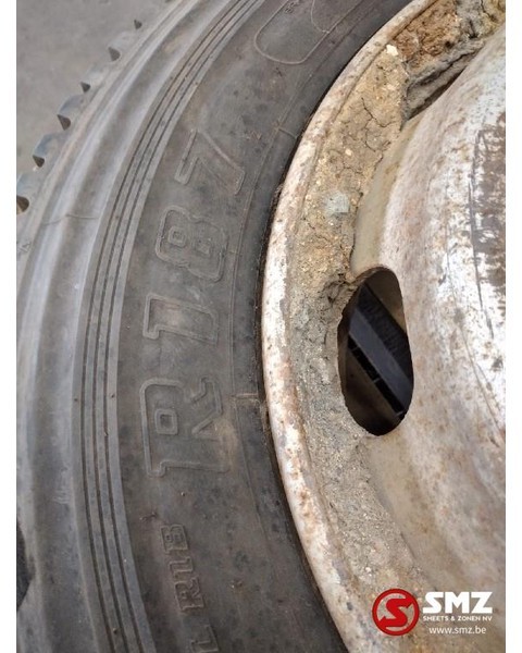 Tire for Truck Bridgestone Occ Band 225/70R19.5 Bridgestone R187: picture 3
