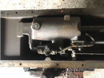 Spare parts for Farm tractor Case 685 - [CZĘŚCI]: picture 3
