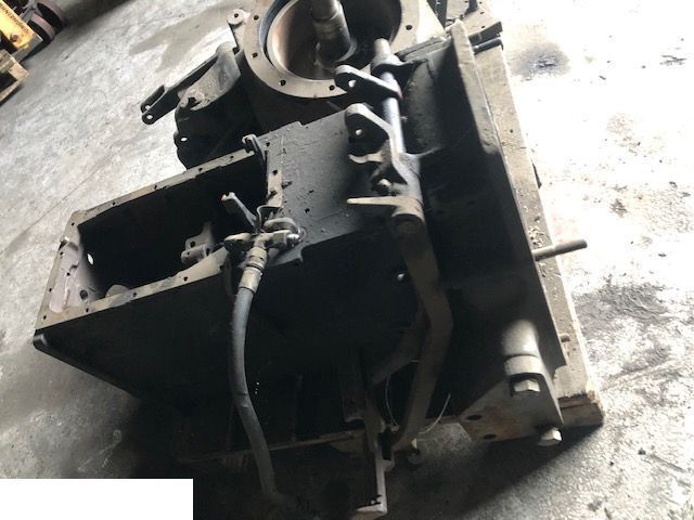 Spare parts for Farm tractor Case 795 - Podnośnik: picture 5