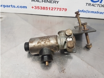 Brake valve for Agricultural machinery Claas Arion 640, 400, 500, 600 Series, Solenoid Valve 0021716650, 0000685161: picture 2