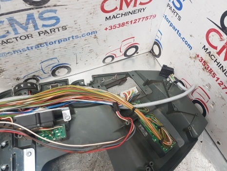 Cab and interior for Farm tractor Claas Arion 640 Cab Console Trim, Switch, Wiring Loom 0011430930, 0011622510: picture 5