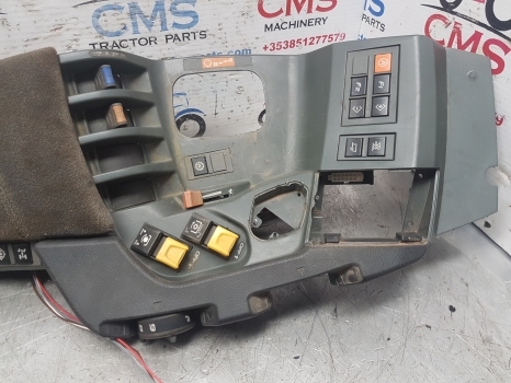 Cab and interior for Farm tractor Claas Arion 640 Cab Console Trim, Switch, Wiring Loom 0011430930, 0011622510: picture 3