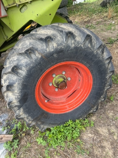 Wheel and tire package for Combine harvester Claas Dominator 150 | 88 | 98 | 108 - Koło [Tylne]: picture 2