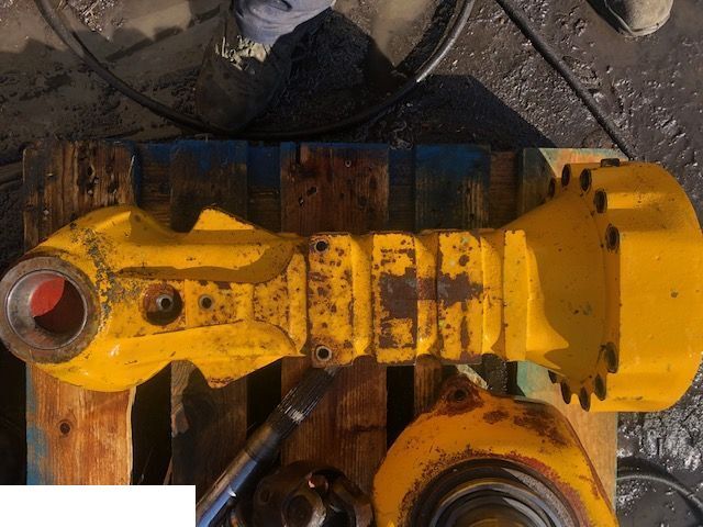Axle and parts for Construction machinery Clark Hurth - Obudowa Mostu: picture 4