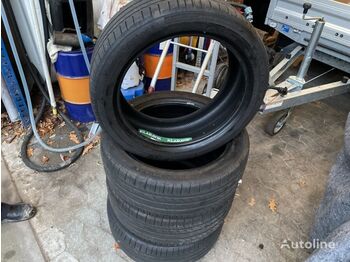 Tire for Van Continental 245/45 R 19.00: picture 1