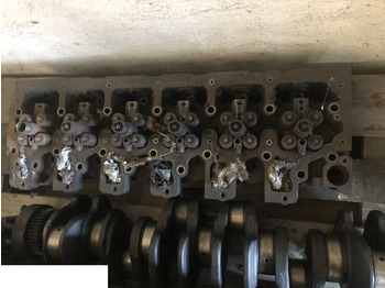 Cylinder head Deutz TCD 6.6l L6 - Głowica