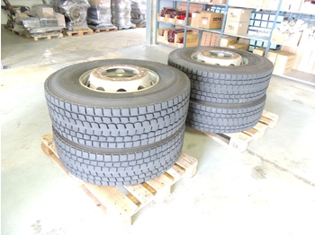 Tire DAF LKW Reifen Bridgestone R-Drive 001 315/80R22.5 156/154L: picture 1
