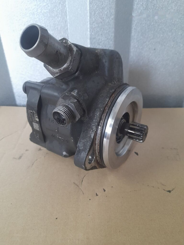 Steering pump for Truck DAF xf 106 1863427   DAF truck: picture 2