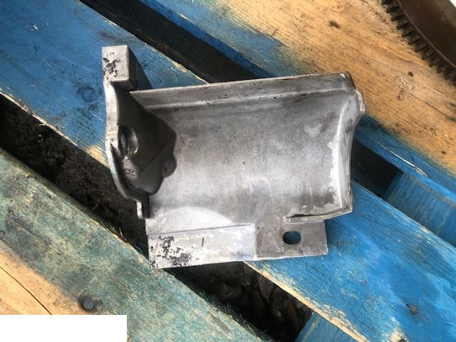 Engine mount for Agricultural machinery Deutz f4l1011  - Łapa Silnika: picture 12