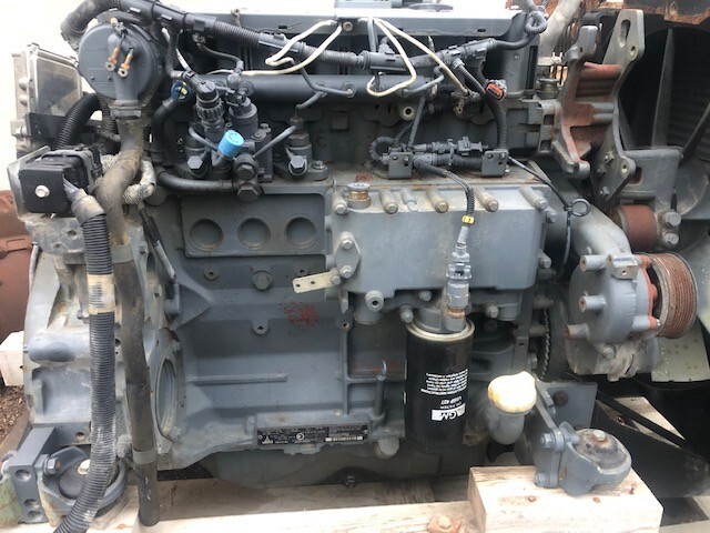 Engine for Agricultural machinery Deutz tcd 2013 L04 2V: picture 2
