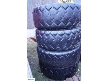 Tire for Dumper Dumper tires, 2 new and 4 worn: picture 1