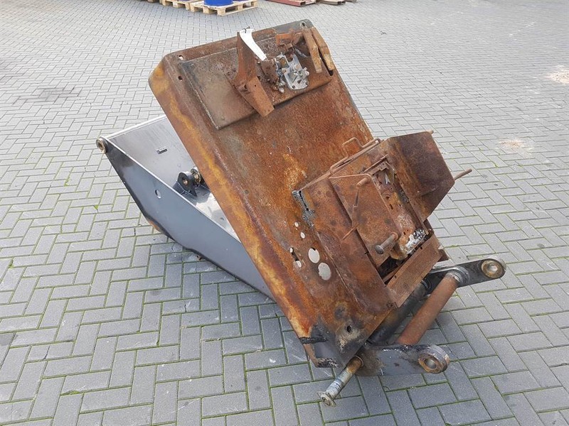 Frame/ Chassis for Construction machinery Fuchs MHL320-Terex 6733106201/0733106002-Cab elevators: picture 6